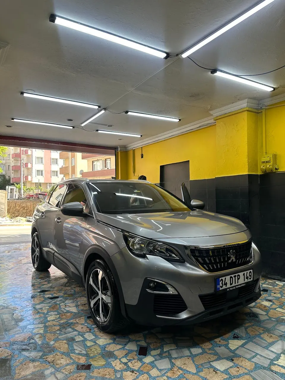 Peugeot